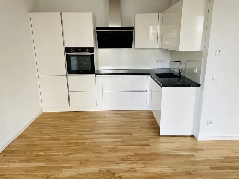 Schöne zwei Zimmer Wohnung in Berlin, Johannisthal — photo 1